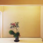 正月　ご自宅床の間への生け込み