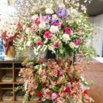 開業スタンド / Arrangement for Opening