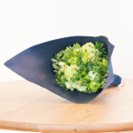 母の日 キッチンが似合うハーブと薔薇のグリーンブーケ